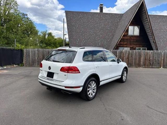 2016 Volkswagen Touareg VR6 Sport