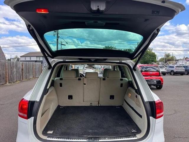 2016 Volkswagen Touareg VR6 Sport