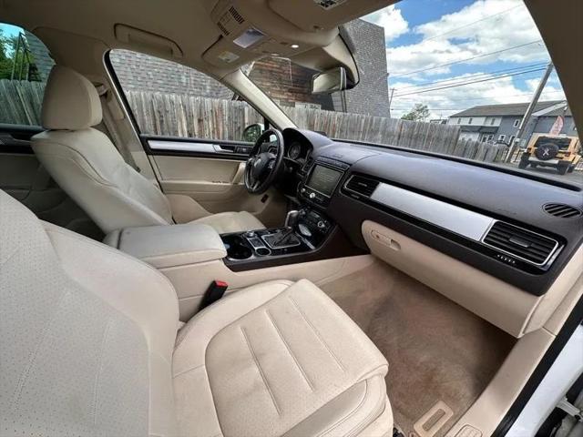 2016 Volkswagen Touareg VR6 Sport