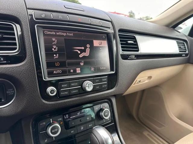2016 Volkswagen Touareg VR6 Sport