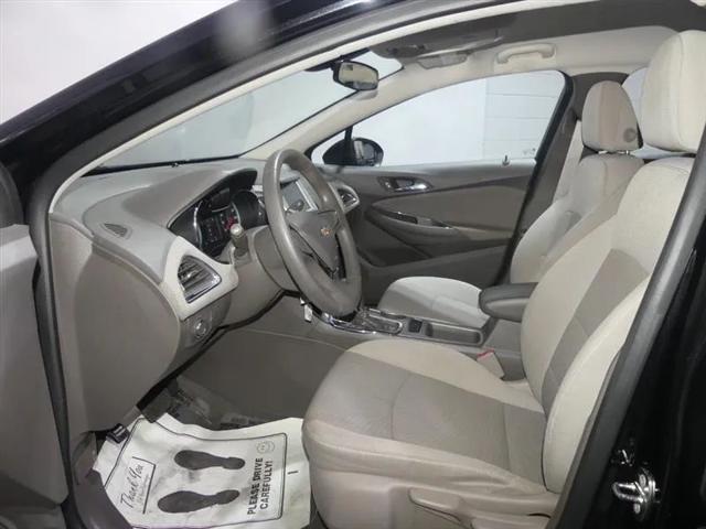 2018 Chevrolet Cruze LS Auto