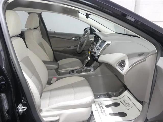 2018 Chevrolet Cruze LS Auto