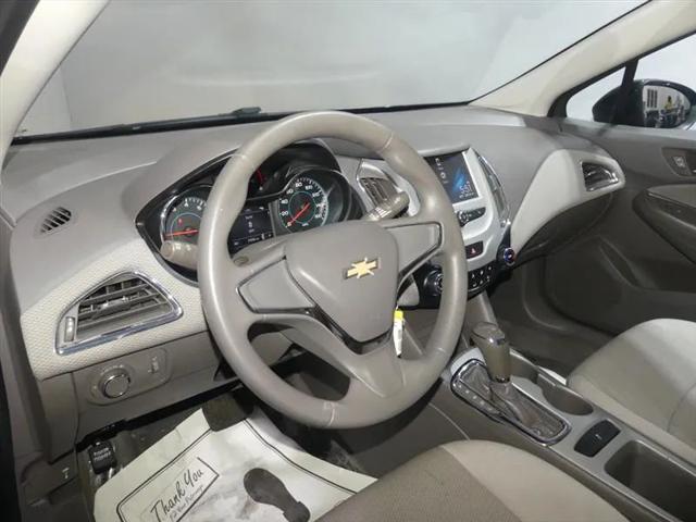 2018 Chevrolet Cruze LS Auto