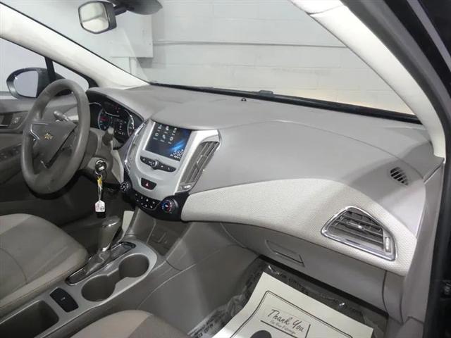 2018 Chevrolet Cruze LS Auto
