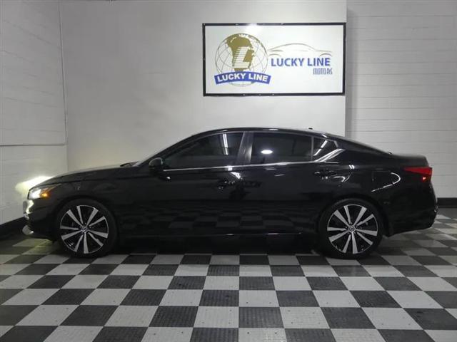 2022 Nissan Altima SR FWD
