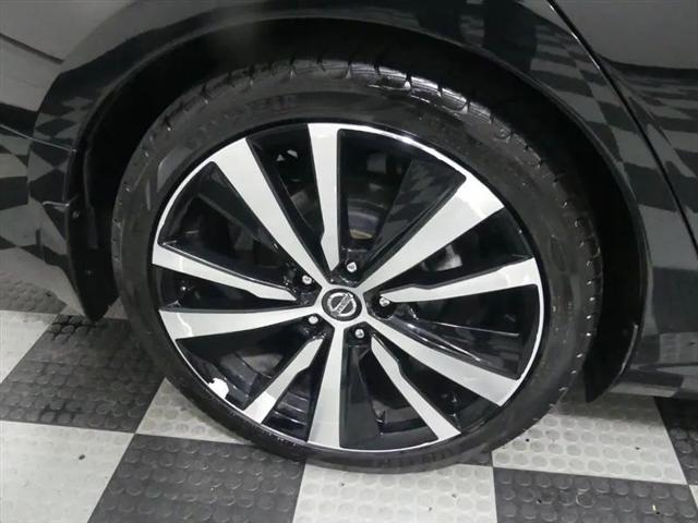 2022 Nissan Altima SR FWD