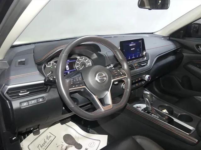 2022 Nissan Altima SR FWD