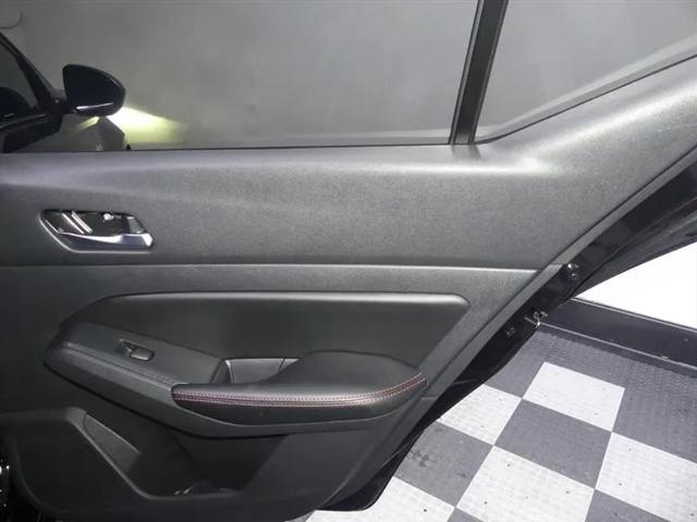 2022 Nissan Altima SR FWD