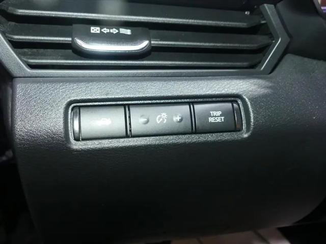2022 Nissan Altima SR FWD