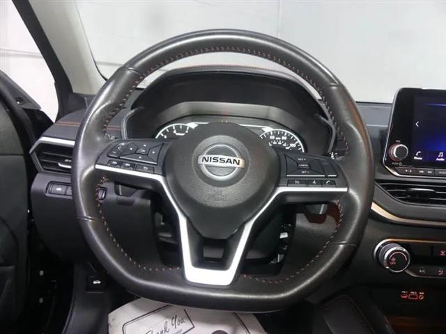 2022 Nissan Altima SR FWD
