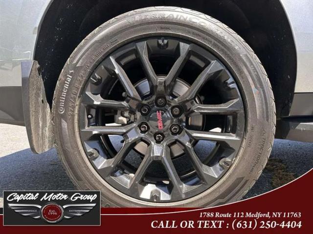 2023 GMC Yukon XL 4WD SLT