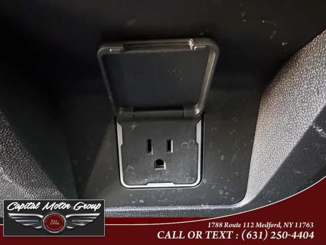 2023 GMC Yukon XL 4WD SLT