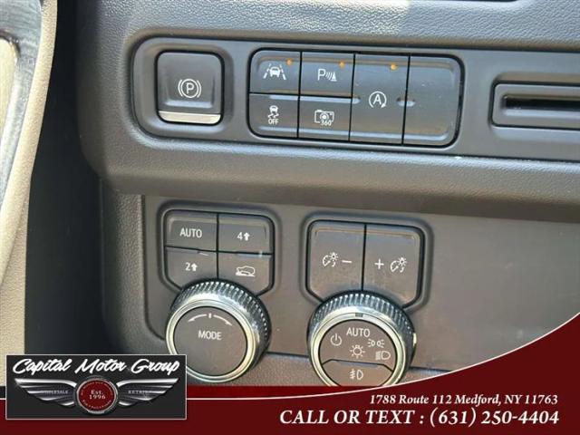 2023 GMC Yukon XL 4WD SLT