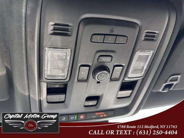 2023 GMC Yukon XL 4WD SLT