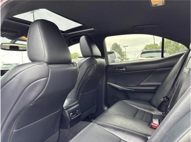 2016 Lexus IS 200t 200t