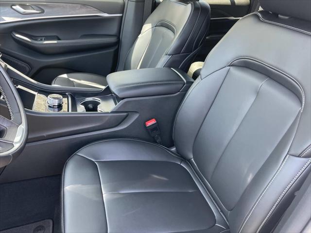 2026 Jeep Grand Cherokee Limited 4x2