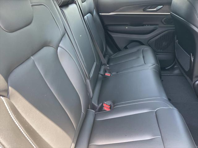 2026 Jeep Grand Cherokee Limited 4x2