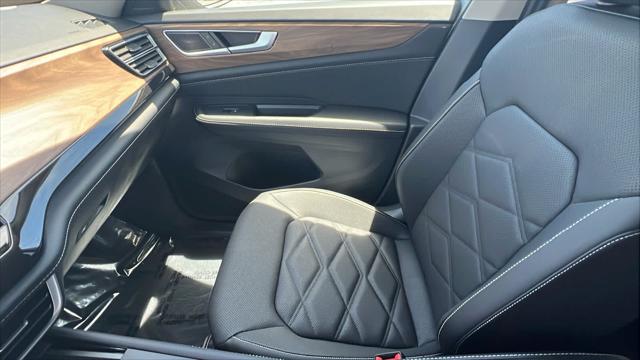 2026 Volkswagen Atlas SE