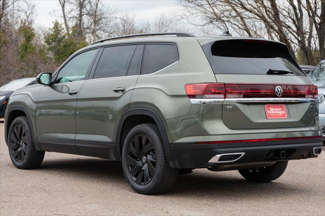 2026 Volkswagen Atlas SE with Technology