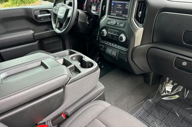 2024 GMC Sierra 1500 4WD Crew Cab Standard Box Pro