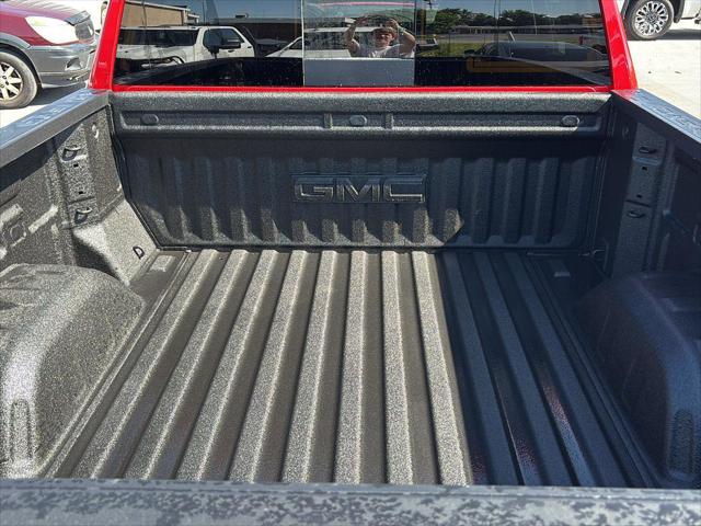 2026 GMC Sierra 1500 Crew Cab, Short Bed, SLE, 4WD