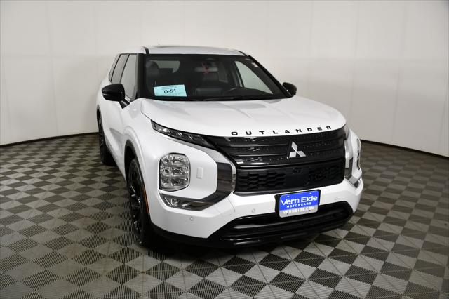 2024 Mitsubishi Outlander SE Black Edition w/Pano Roof S-AWC