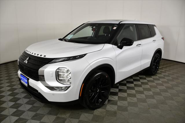 2024 Mitsubishi Outlander SE Black Edition w/Pano Roof S-AWC