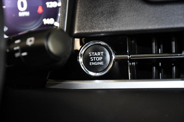 2024 Mitsubishi Outlander SE Black Edition w/Pano Roof S-AWC