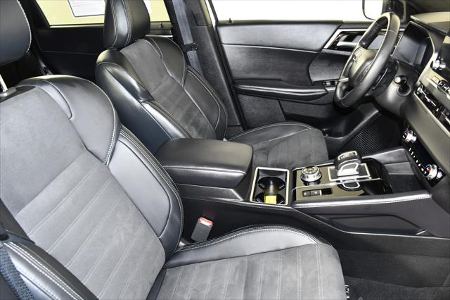 2024 Mitsubishi Outlander SE Black Edition w/Pano Roof S-AWC