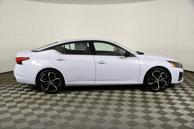 2024 Nissan Altima SR FWD
