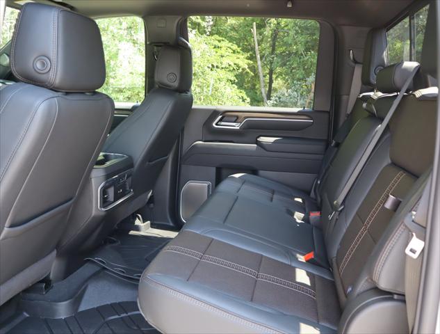 2026 Chevrolet Silverado 3500HD Crew Cab, Long Bed, High Country Dual Rear Wheel, RWD