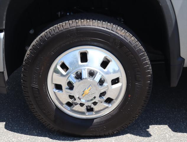 2026 Chevrolet Silverado 3500HD Crew Cab, Long Bed, High Country Dual Rear Wheel, RWD