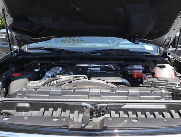 2026 Chevrolet Silverado 3500HD Crew Cab, Long Bed, High Country Dual Rear Wheel, RWD