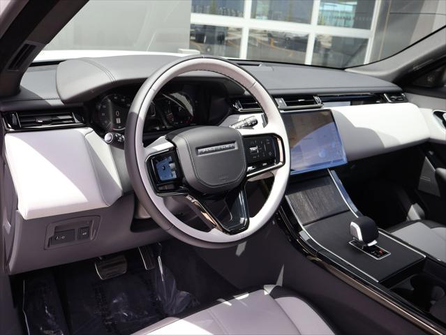 2026 Land Rover Range Rover Velar P250 Dynamic SE
