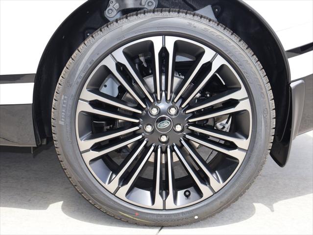 2026 Land Rover Range Rover Velar P250 Dynamic SE