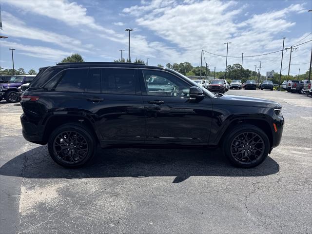 2026 Jeep Grand Cherokee Summit 4x4