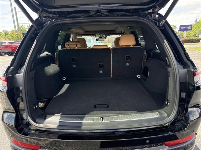 2026 Jeep Grand Cherokee Summit 4x4