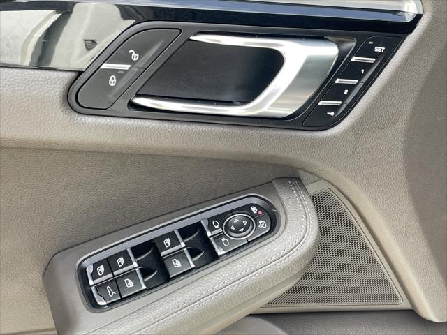 2018 Porsche Macan S