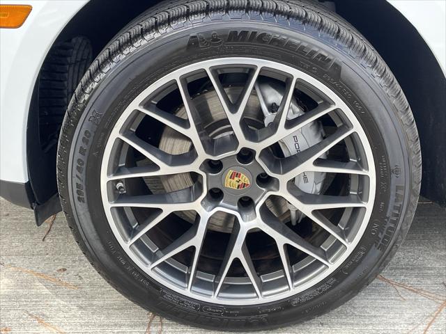 2018 Porsche Macan S