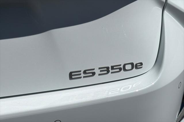 2026 Lexus ES 350 Premium