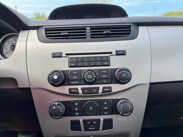2011 Ford Focus SES