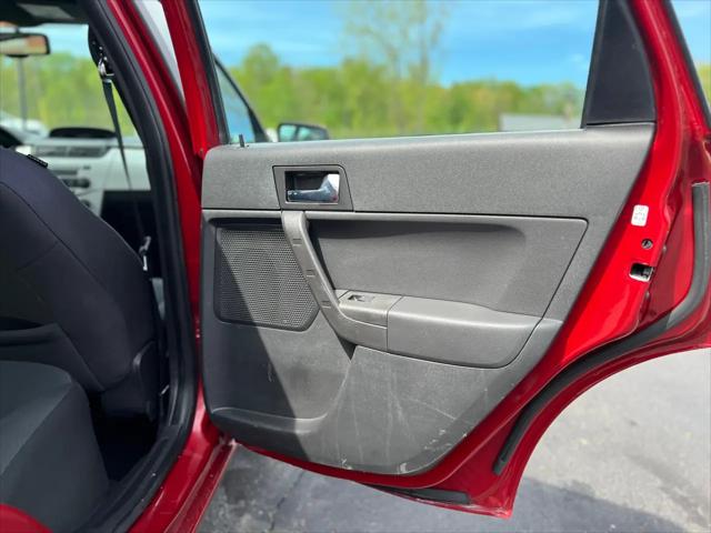 2011 Ford Focus SES