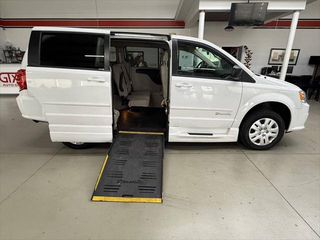 2015 Dodge Grand Caravan SE