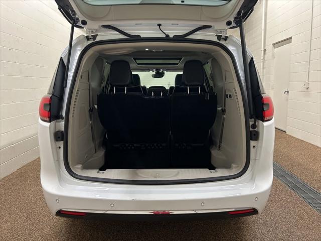 2024 Chrysler Pacifica Limited