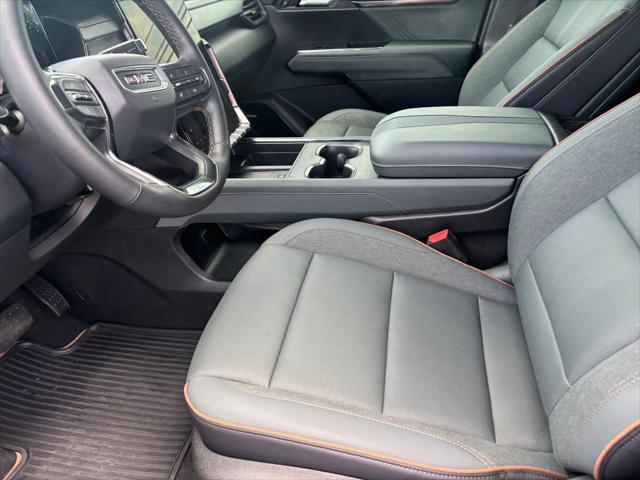2026 GMC Acadia AT4 AWD