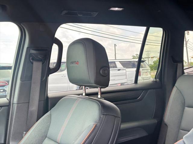2026 GMC Acadia AT4 AWD