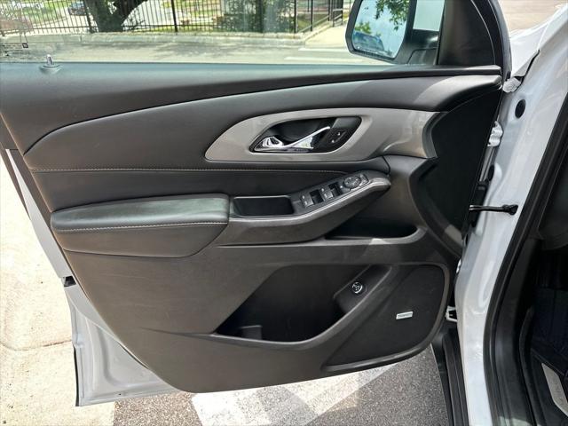 2021 Chevrolet Traverse FWD RS