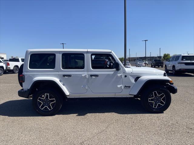 2025 Jeep Wrangler 4-Door Sahara 4x4