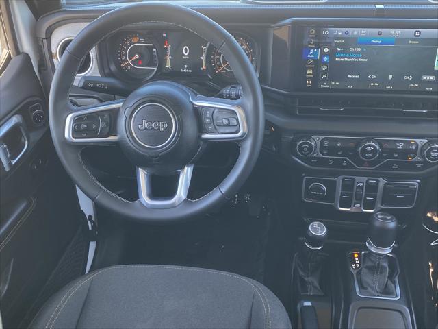 2025 Jeep Wrangler 4-Door Sahara 4x4