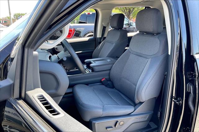 2025 Ford Expedition Active MAX